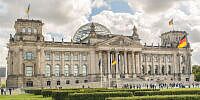 Bundesregierung gegen Bitcoin-Investoren: Es wird teuer!