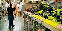 ROUNDUP/Höhere Kosten: Hornbach setzt sich vorsichtige Ziele