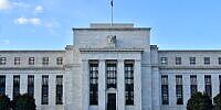 Kevin Warsh: Neuer Fed-Chef im Weißen Haus vereidigt