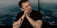Musk baut die größte Chip-Fabrik der Welt – diese Aktien könnten profitieren
