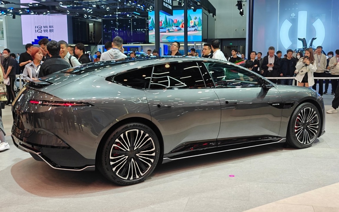 Tesla - Autos, Laster, Speicher und Solardächer 1398722